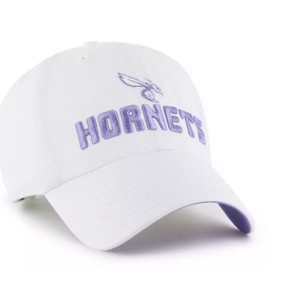 Accessories - '47 Women's Charlotte Hornets Luminence Clean Up Adjustable Hat Embroidery